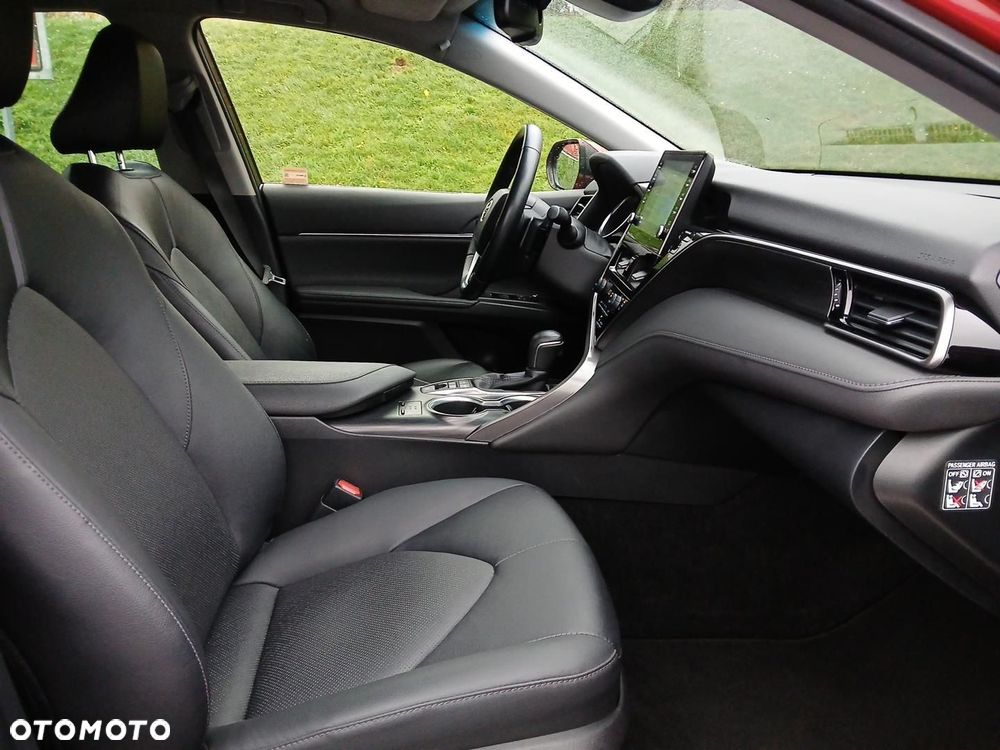 Toyota Camry 2.5 Hybrid Executive CVT - 9