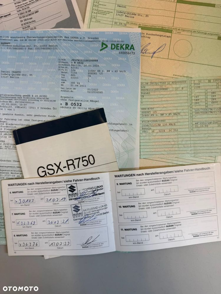 Suzuki GSX-R - 21