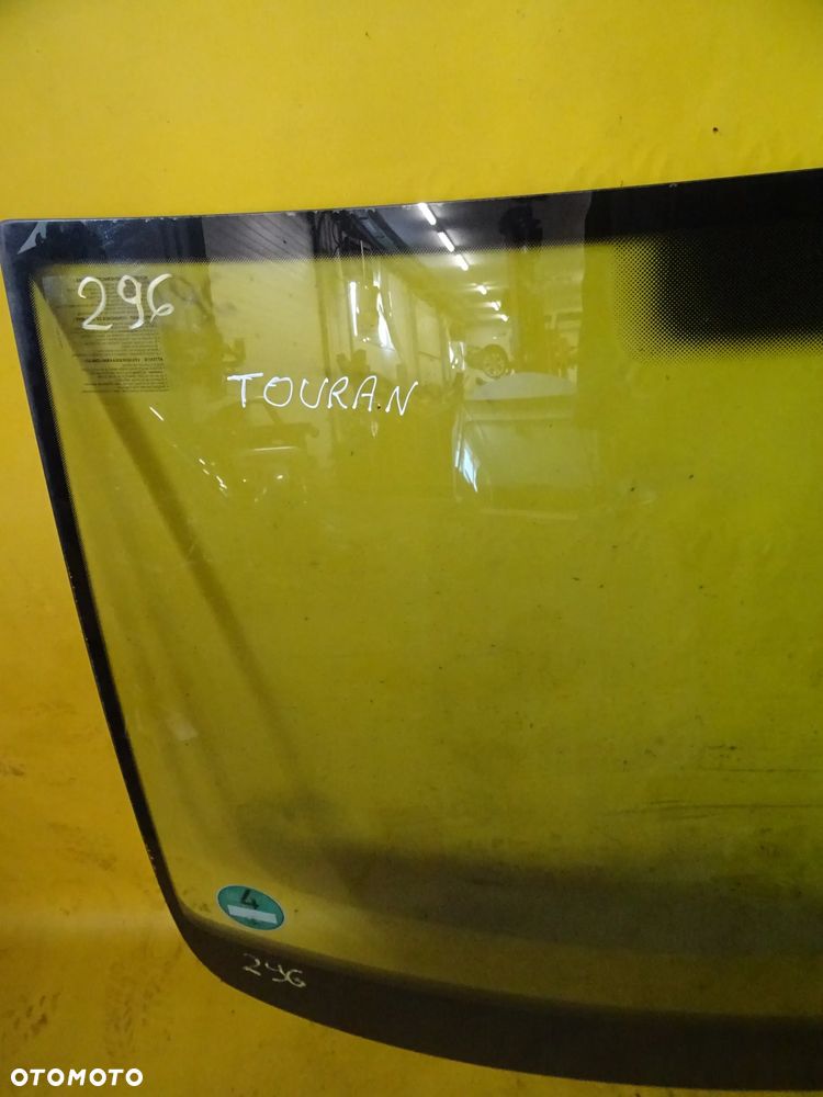SZYBA CZOŁOWA PRZEDNIA VW TOURAN I NR296 - 3