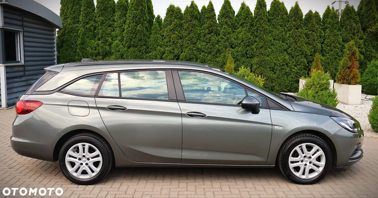 Opel Astra - 4