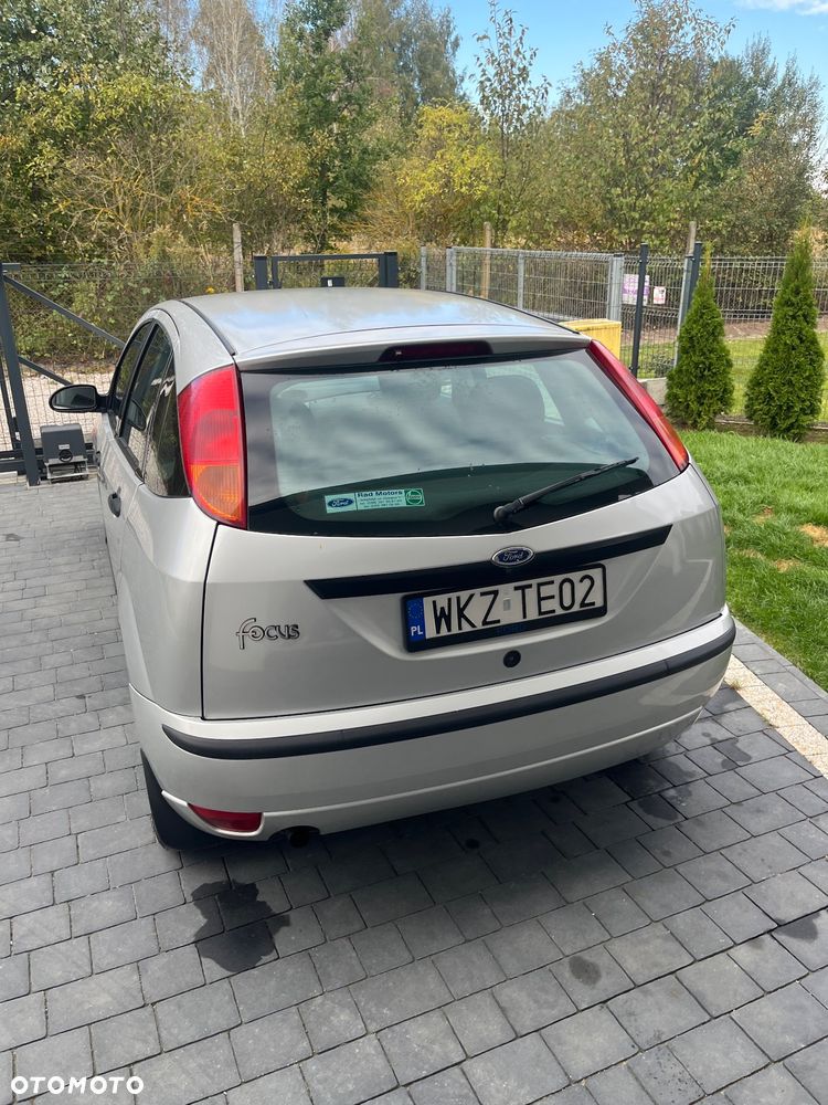 Ford Focus 1.6 Comfort - 5