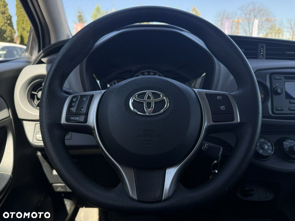 Toyota Yaris 1.5 Active - 13