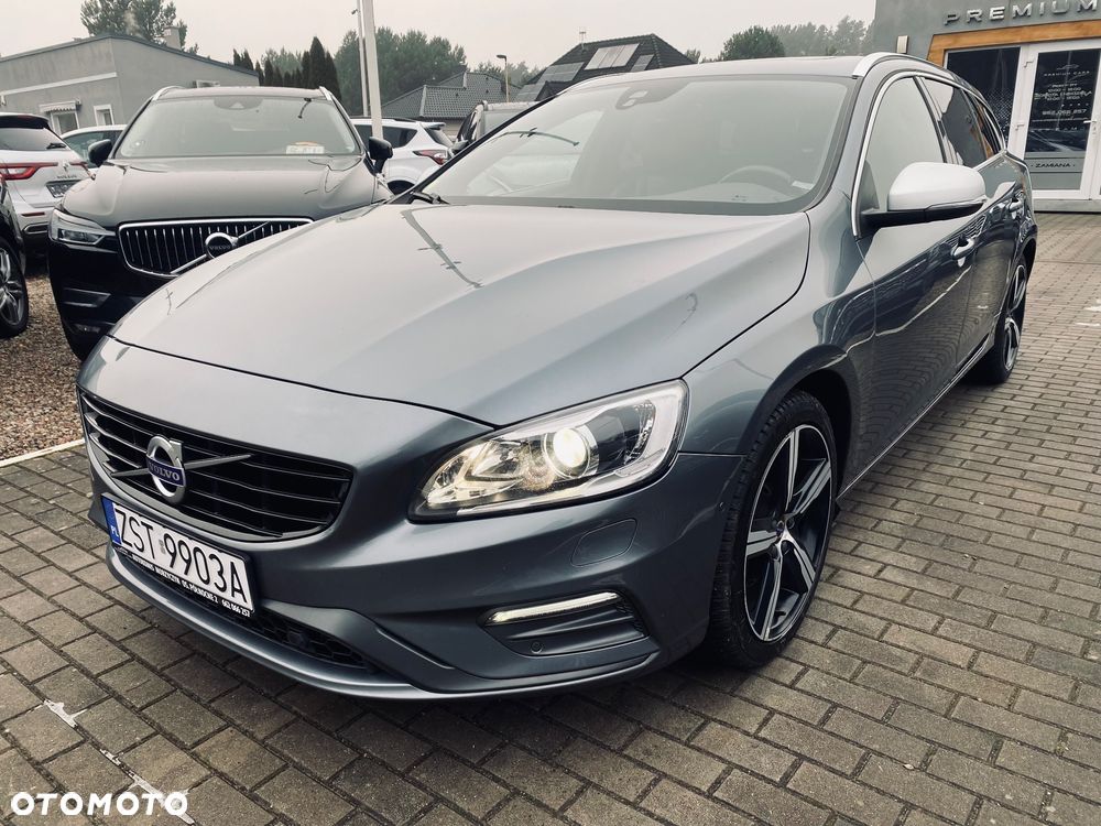 Volvo V60 D4 Geartronic R-Design - 3