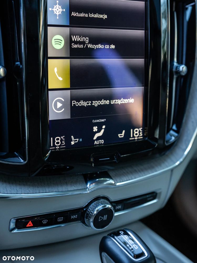 Volvo XC 60 D5 AWD Inscription - 38