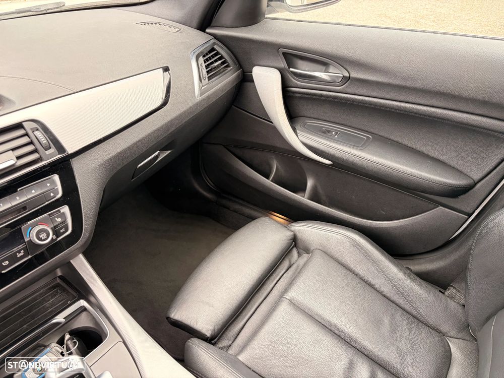 BMW 116 d Pack Desportivo M Auto - 15