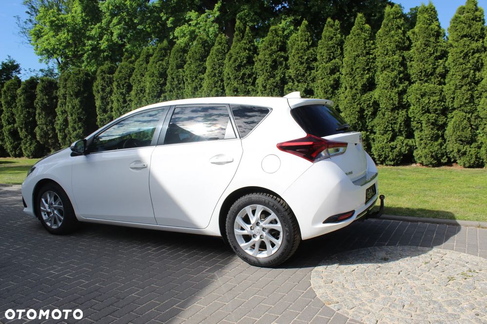 Toyota Auris 1.33 Dual-VVT-i Life Plus - 6