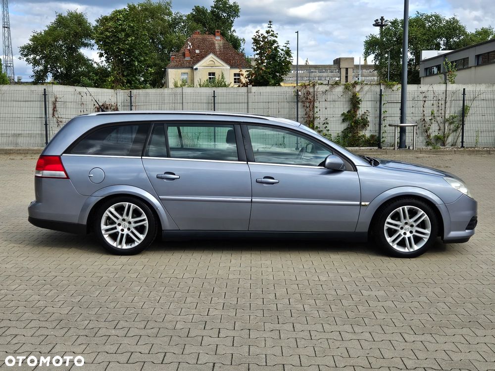 Opel Vectra 2.2 Business Executive - 1