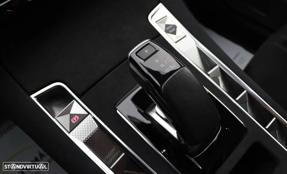 DS DS7 E-Tense Performance Line EAT8 - 29