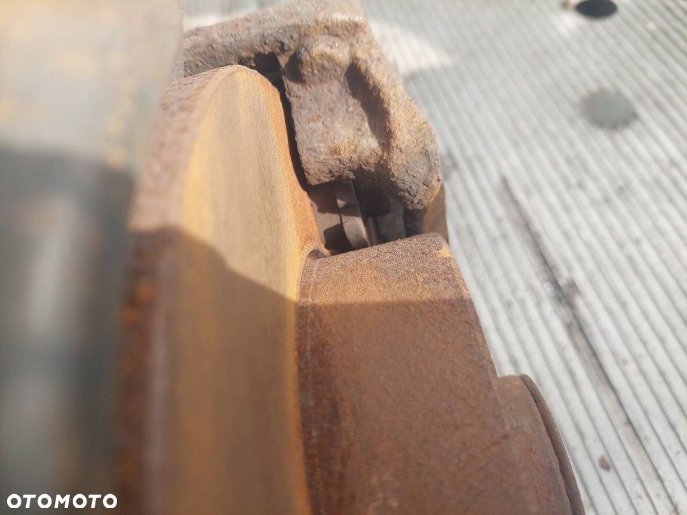 KOMPLETNE ZAWIESZENIE BELKA SANKI TYŁ VOLKSWAGEN JETTA V ID: 212055 - 5