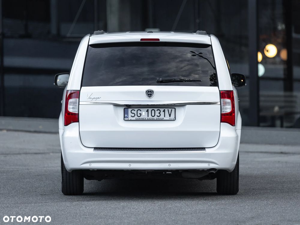 Lancia Voyager 3.6 Platinum - 7