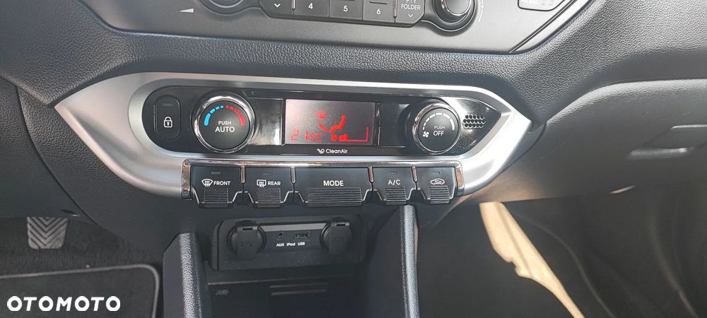 Kia Rio 1.4 Platinum Edition - 32