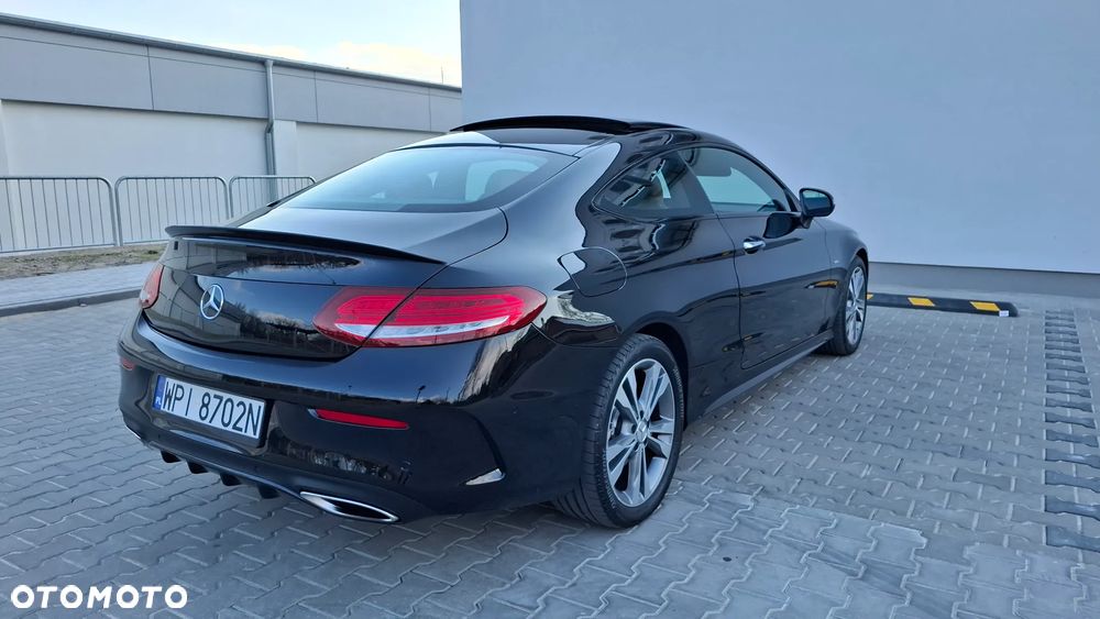 Mercedes-Benz Klasa C 300 9G-TRONIC AMG Line - 8