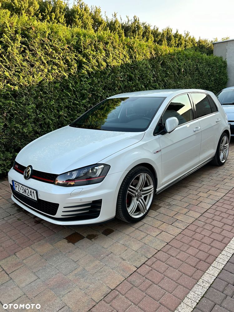 Volkswagen Golf VII 2.0 TSI BMT GTI - 3