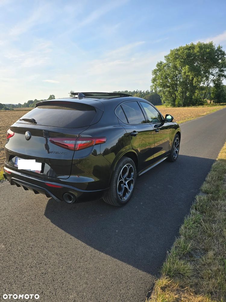 Alfa Romeo Stelvio 2.0 Turbo Veloce TI Q4 - 4