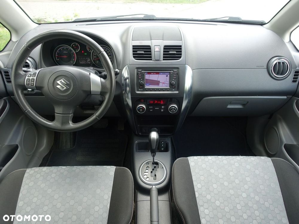 Suzuki SX4 1.6 VVT Automatic 4x2 Style - 17