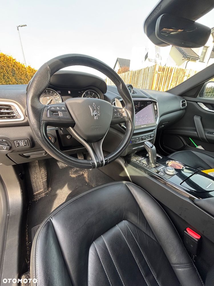 Maserati Ghibli S Modena - 15