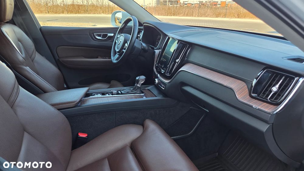 Volvo XC 60 T4 Inscription - 19