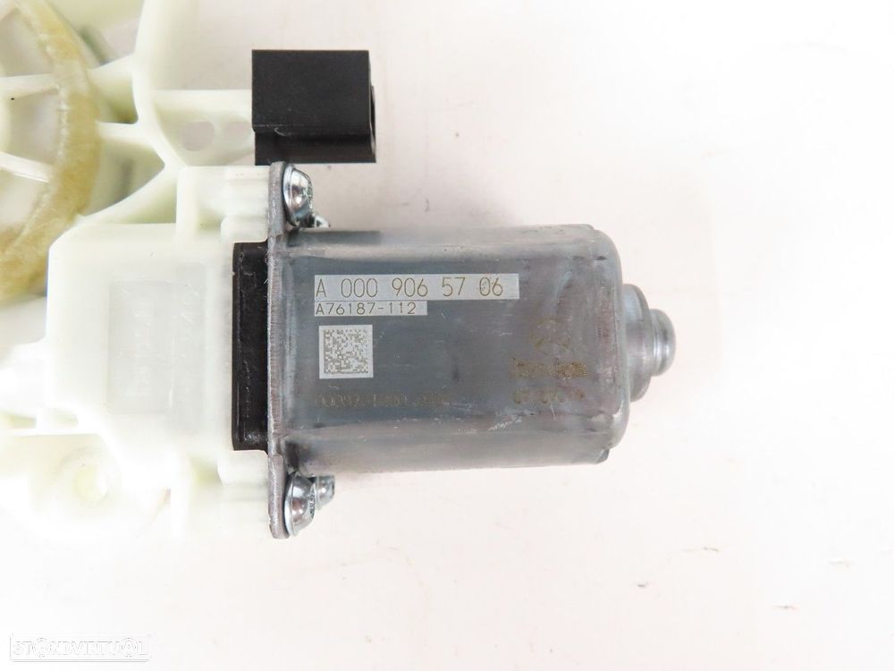 Motor elevador Direito/Frente Seminovo/ Original MERCEDES-BENZ A-CLASS (W177)/ME... - 4