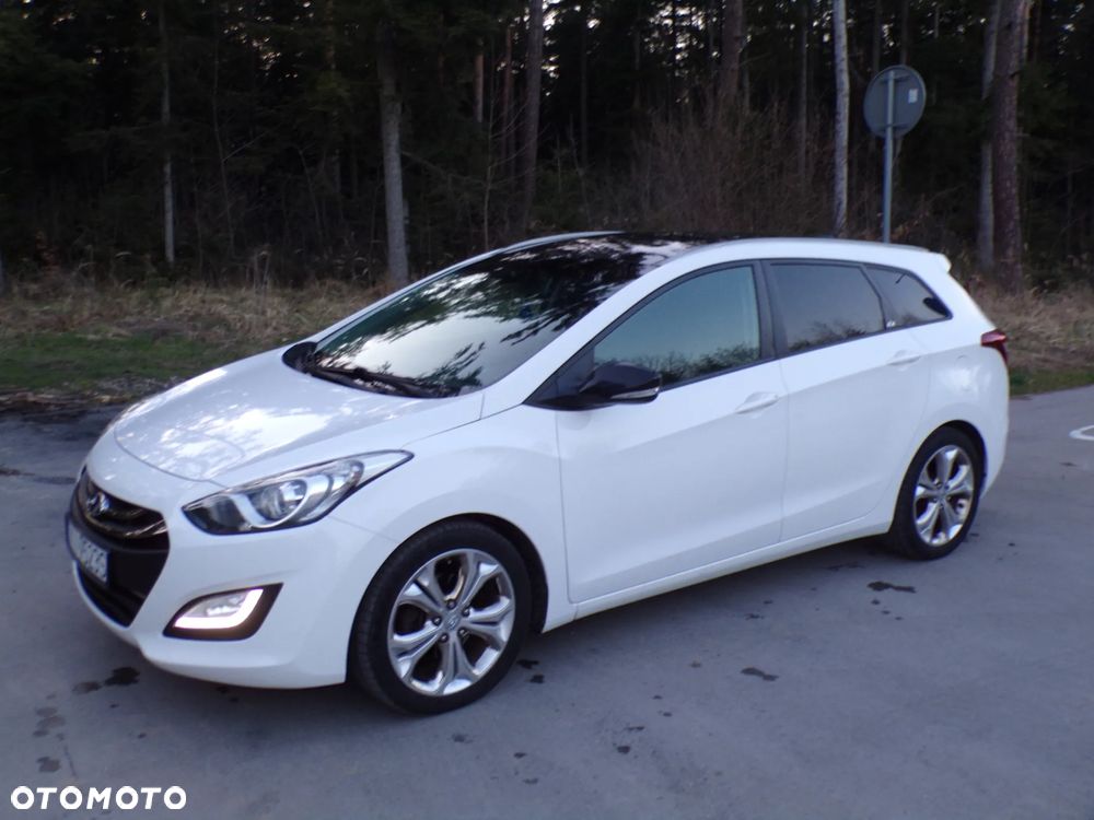 Hyundai i30 blue 1.6 CRDi Classic Navigation - 9