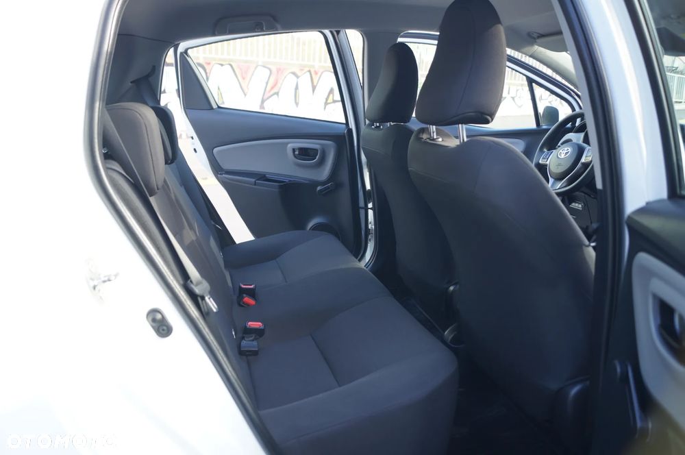 Toyota Yaris 1.0 Active - 27