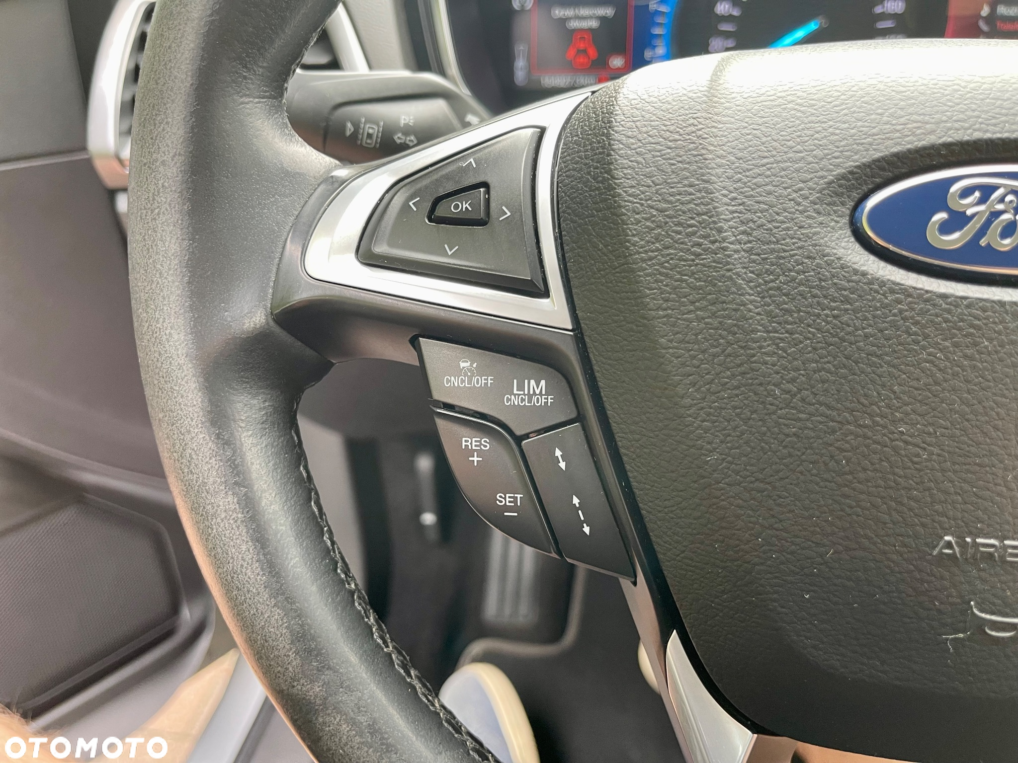 Ford Mondeo 2.0 Hybrid Titanium - 19
