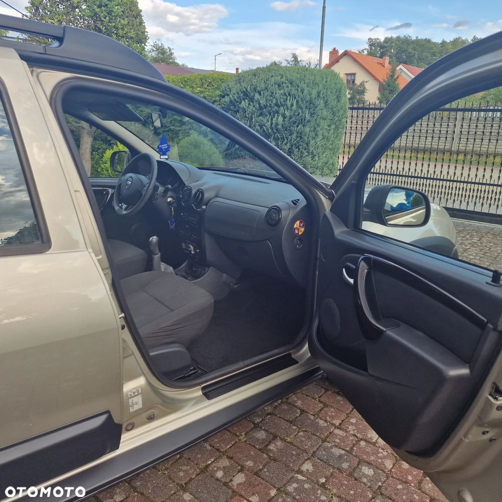 Dacia Duster 1.6 16V 4x2 Prestige - 12
