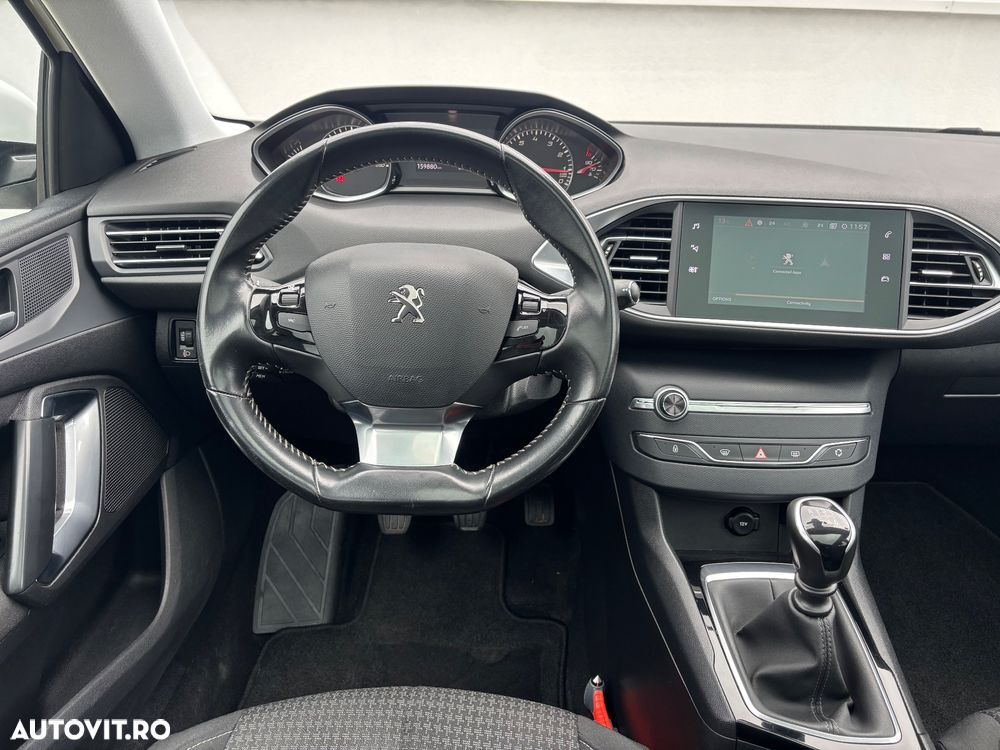 Peugeot 308 SW PureTech 110 Stop & Start Allure - 6
