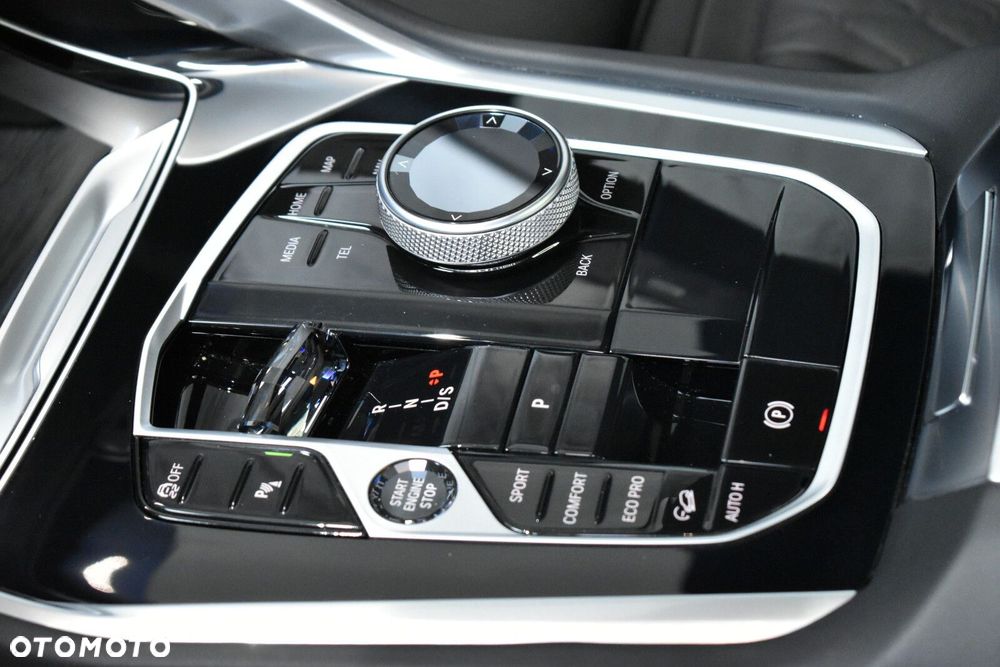 BMW X6 - 24