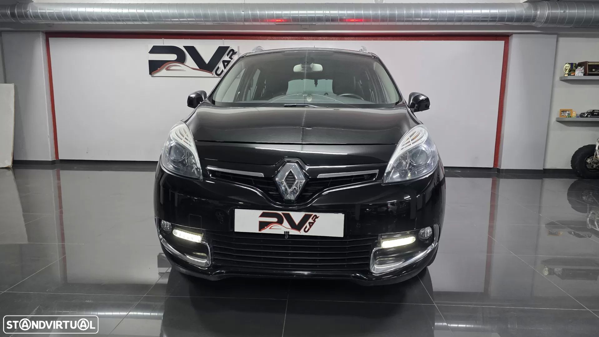 Renault Grand Scénic 1.6 dCi Bose Edition SS - 17