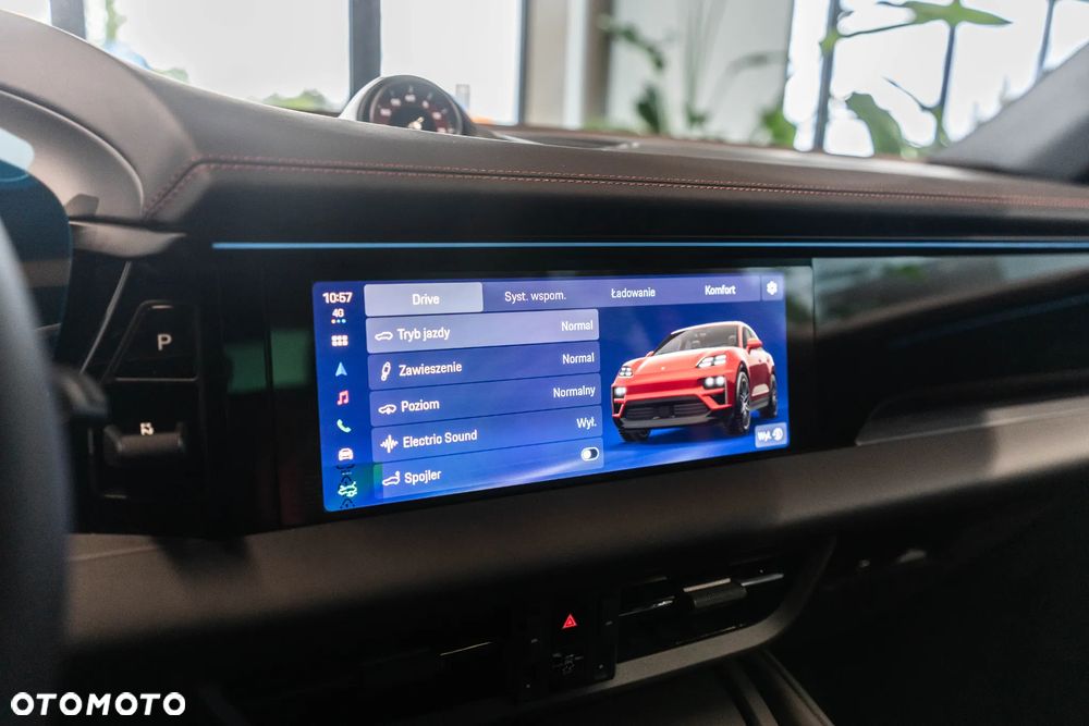 Porsche Macan - 26