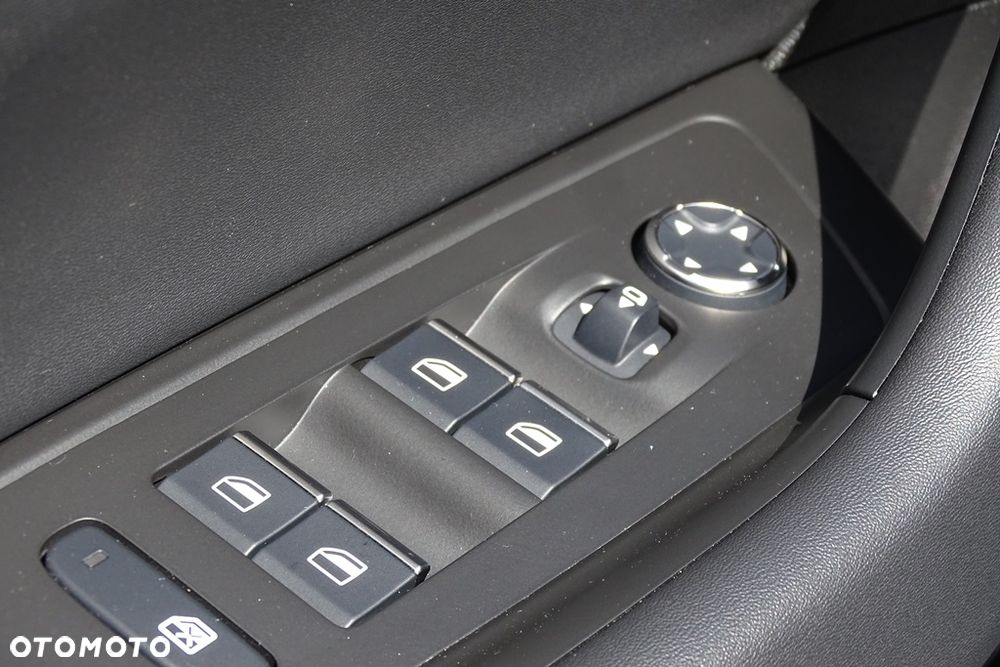 Peugeot 508 BlueHDi 180 EAT6 Stop&Start Allure - 23