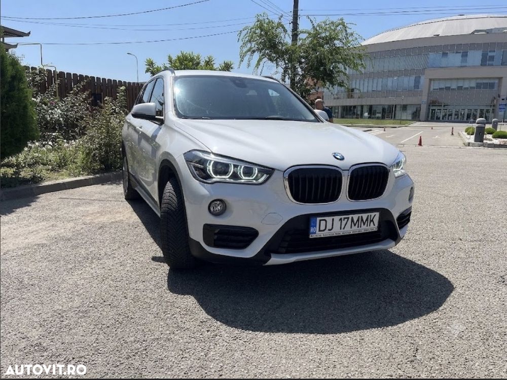 BMW X1 xDrive20d Aut. Sport Line - 3