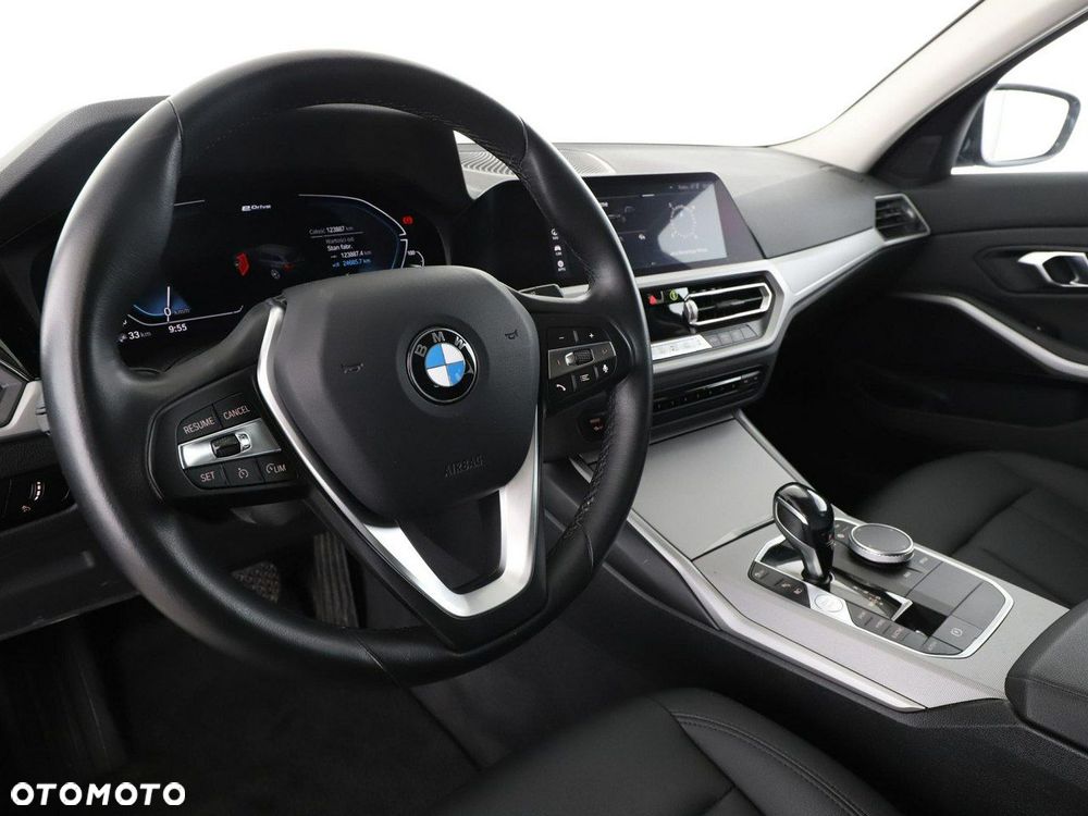 BMW Seria 3 320e Advantage - 14