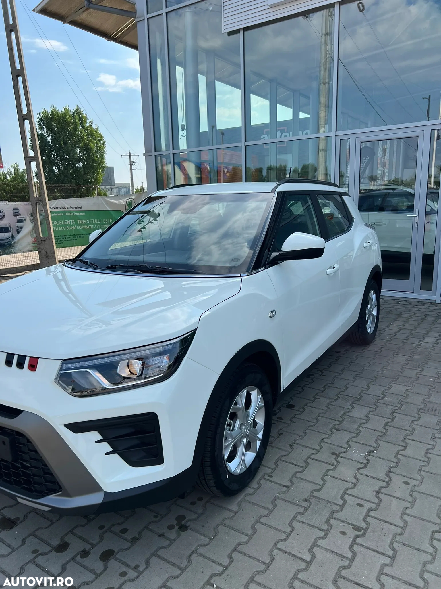 SsangYong Tivoli - 2