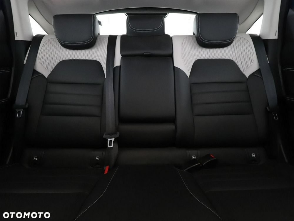 Renault Arkana E-TECH 145 INTENS - 19