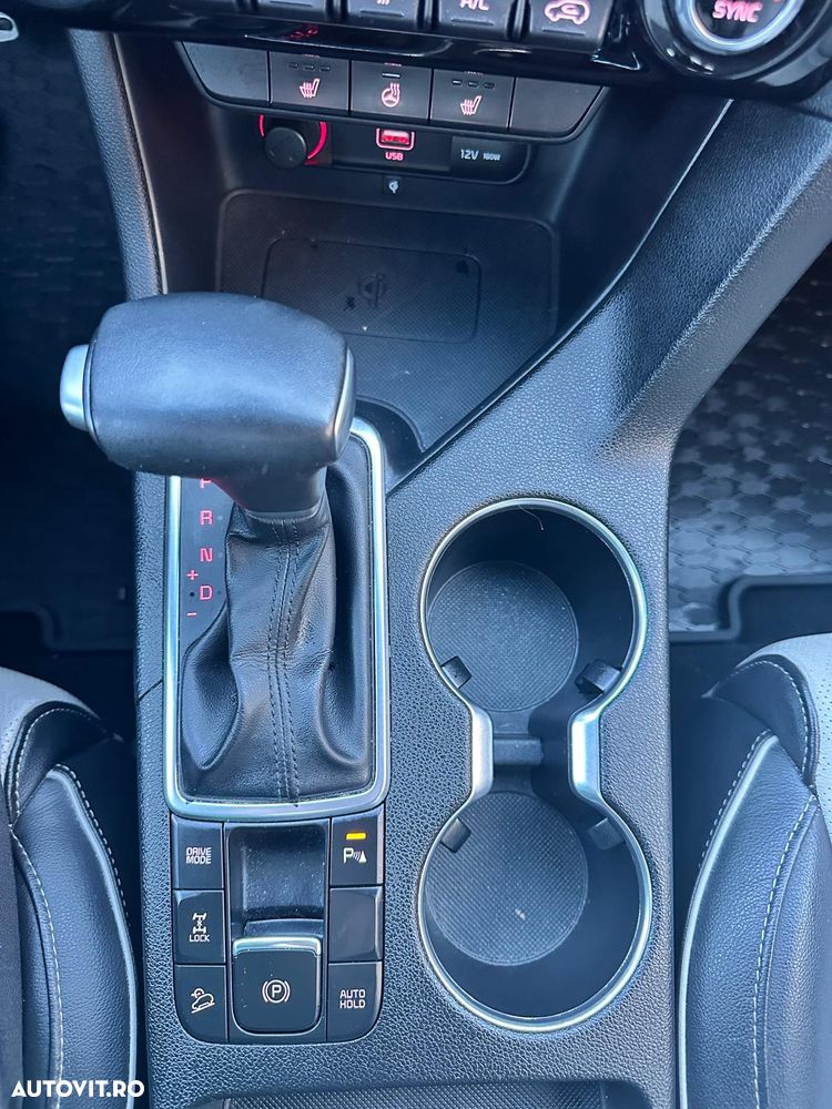 Kia Sportage 1.6 DSL 7DCT HP 4x4 GT Line - 32