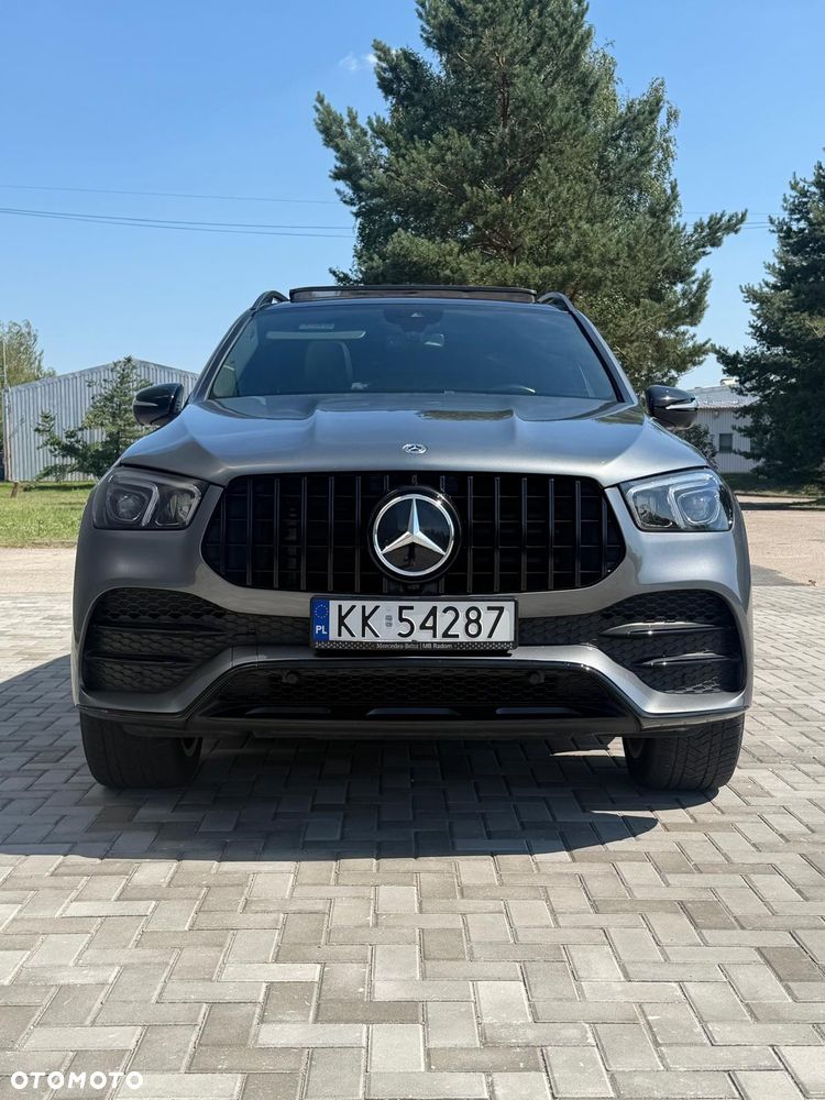 Mercedes-Benz CLE - 4