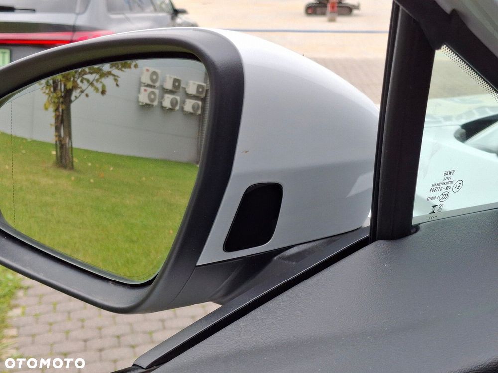 Audi Q4 e-tron - 20