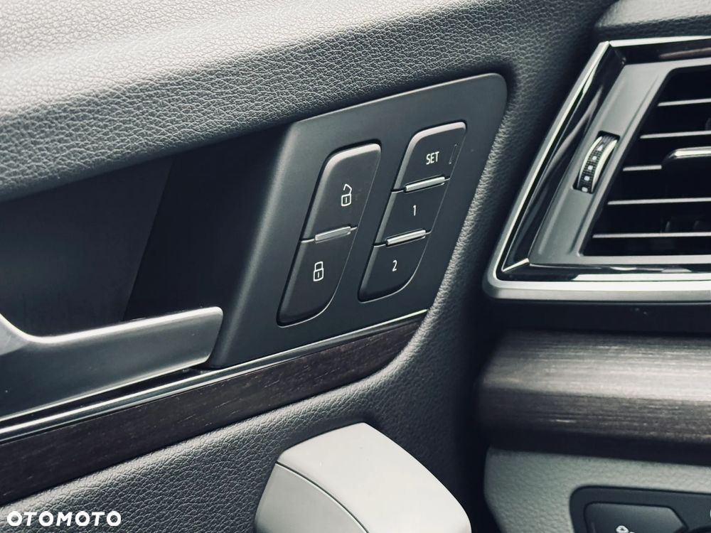Audi Q5 45 TFSI quattro S tronic S line - 25