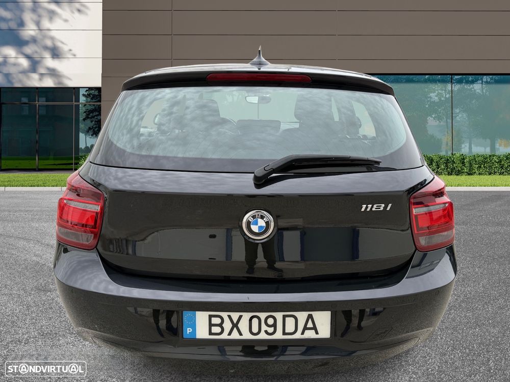 BMW 118 i Sport Line - 5