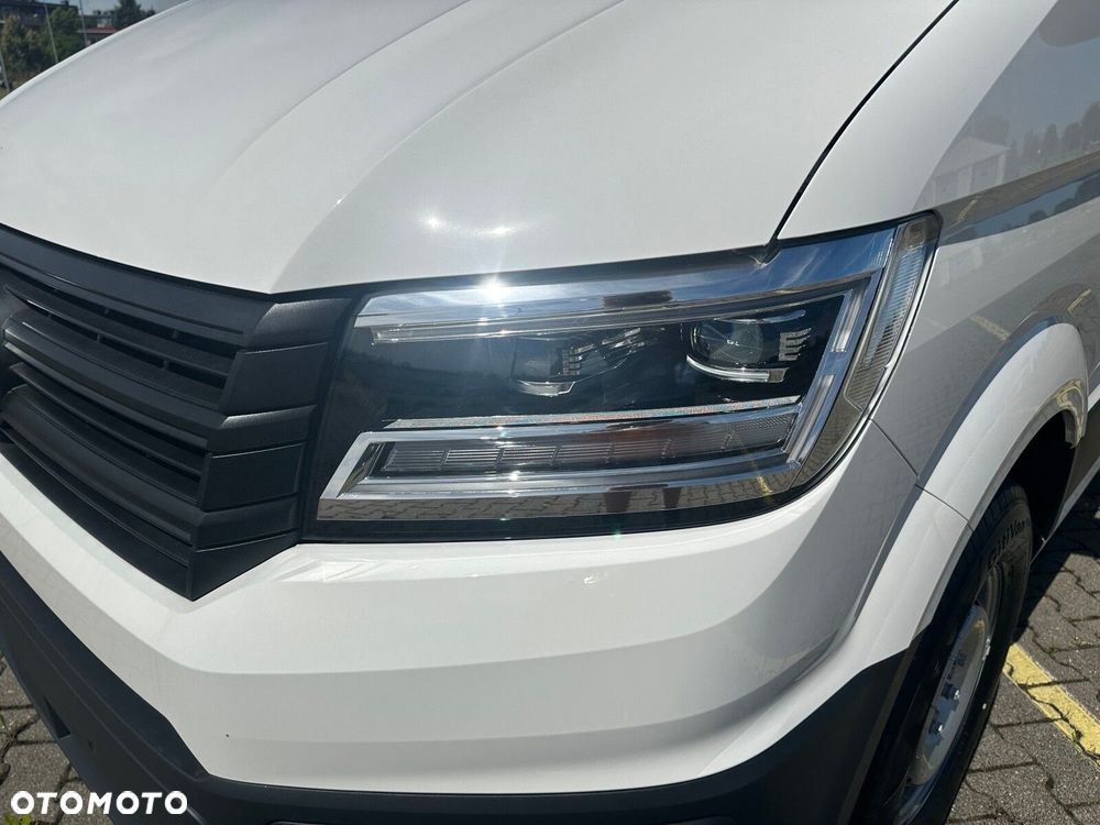 Volkswagen Crafter 35 2.0 TDI L3H3 177 KM AUTOMAT - 27