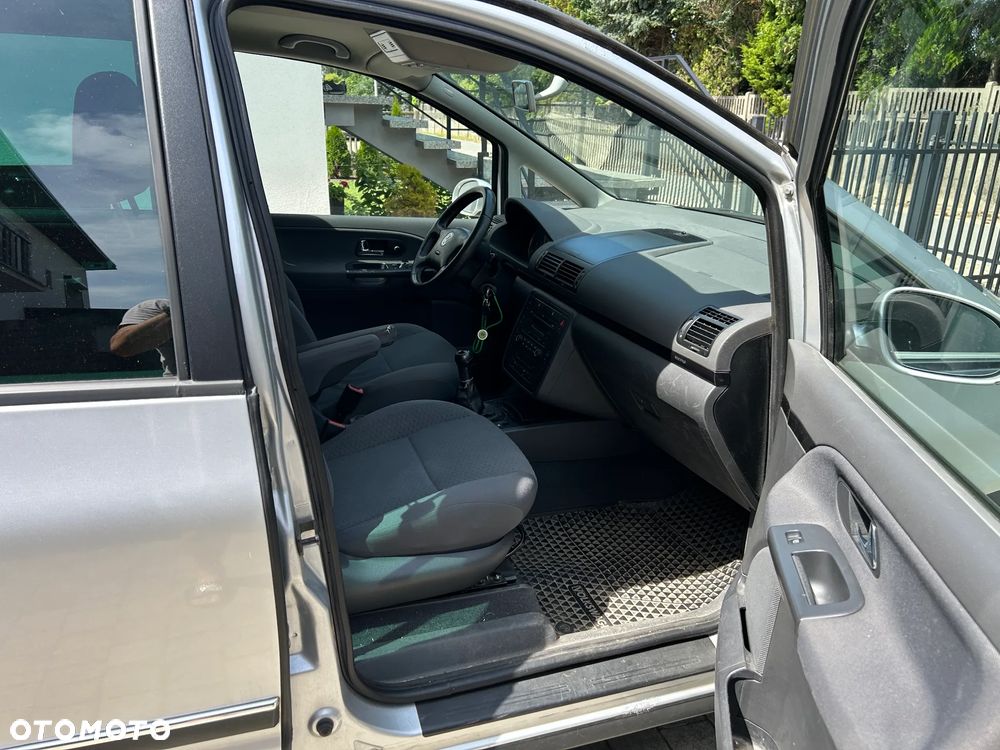 Volkswagen Sharan 1.9 TDI Exclusive Edition - 8