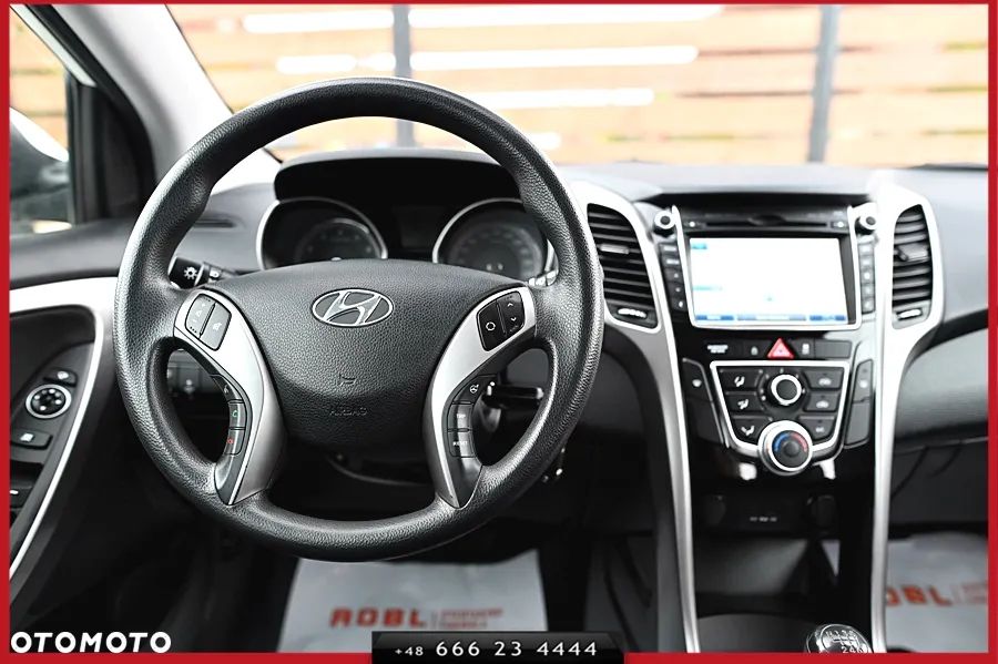 Hyundai i30 1.4 Blue Comfort - 23