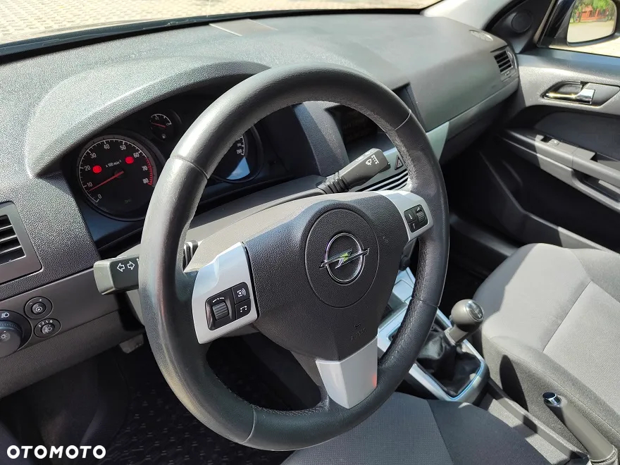 Opel Astra III 1.6 - 15