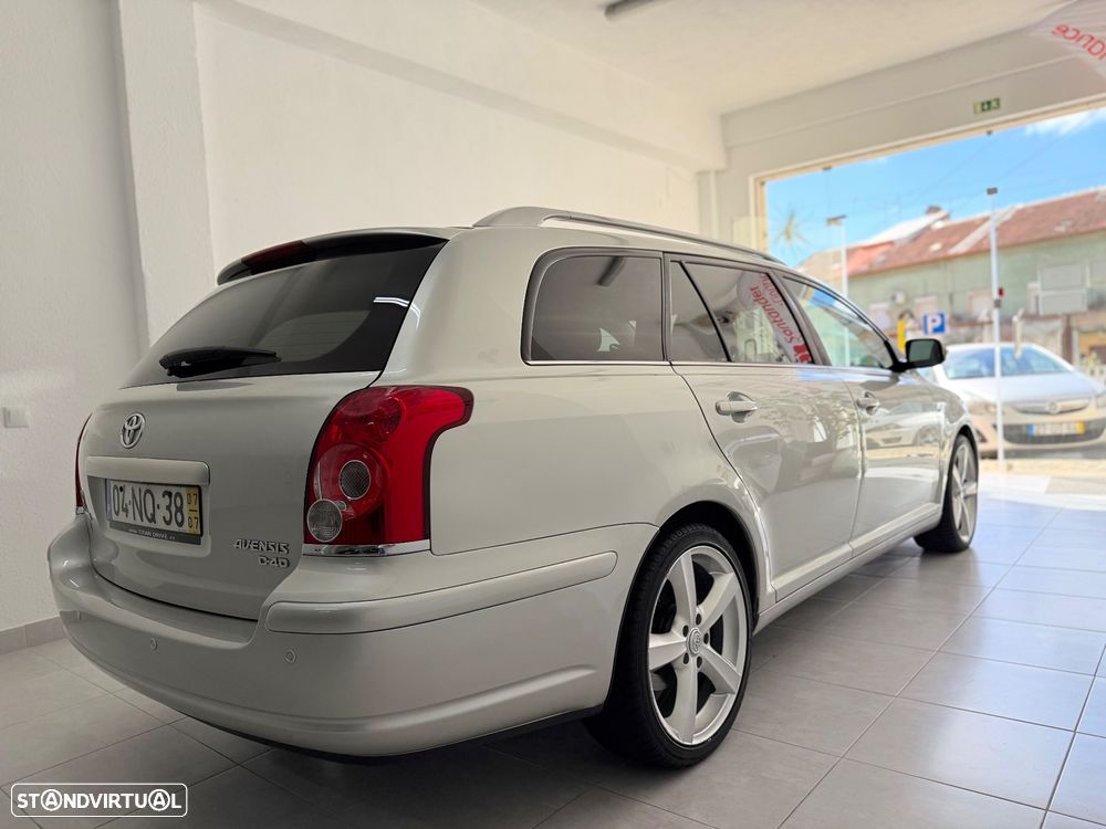 Toyota Avensis SW 2.2 D-CAT Sol+GPS - 6