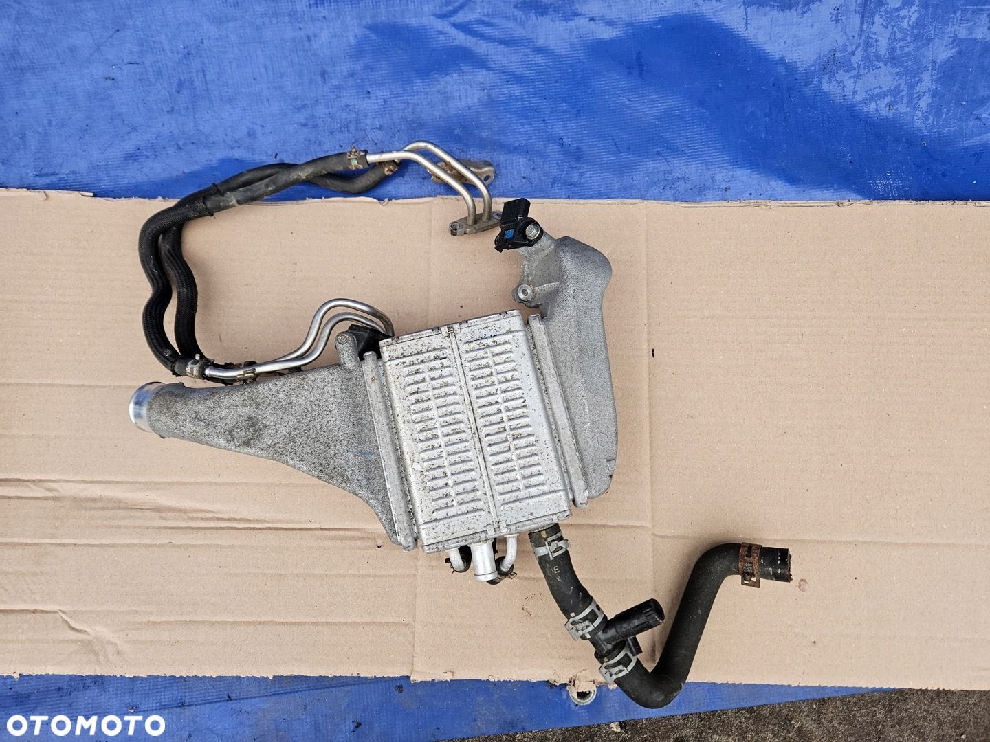Toyota C-HR CHR intercooler 1.2 8NR 127000-1330 - 1