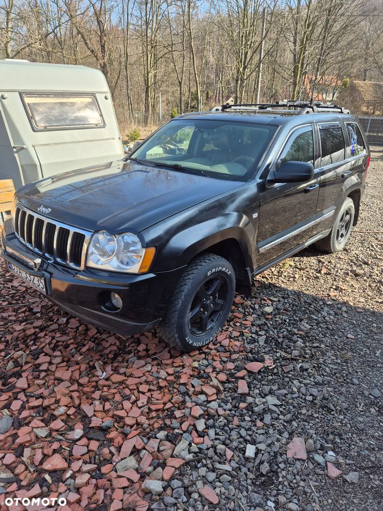 Jeep Grand Cherokee - 1