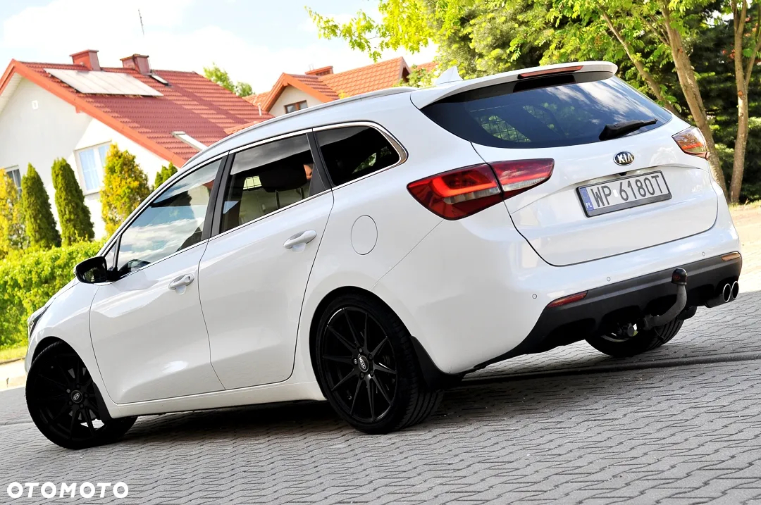 Kia Ceed 1.6 CRDi SCR GT-Line DCT - 3