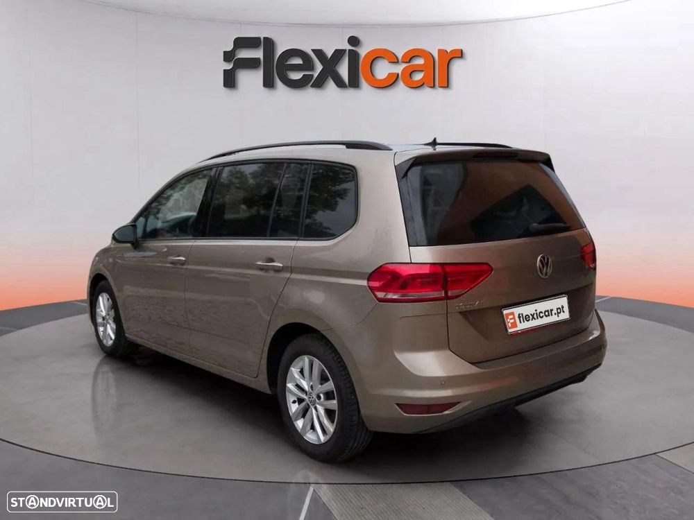 VW Touran 1.6 TDI Confortline DSG - 4