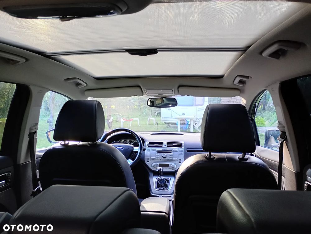 Ford Kuga - 24
